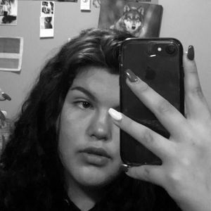 Meet your Posher, Naomi